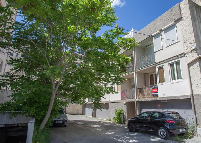 Le Cypres - 2 A 4 Personnes - Appartement Avec Balcon - Stationnement Libre Et Gratuit - Proche Du Polygone