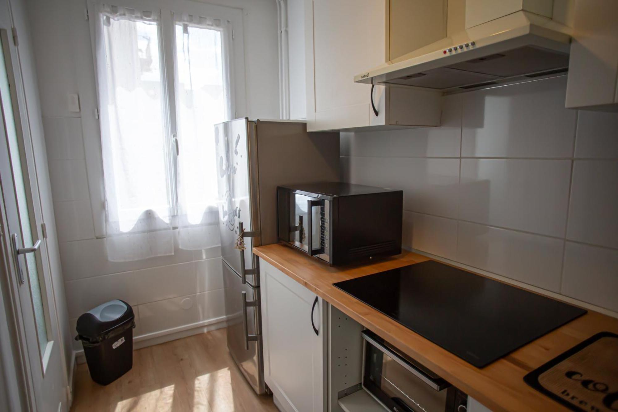 Le Cypres - 2 A 4 Personnes - Avec Balcon - Stationnement Libre Et Gratuit - Proche Du Polygone *